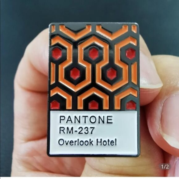 THE SHINING Pantone Enamel Pin NEW - Picture 1 of 1